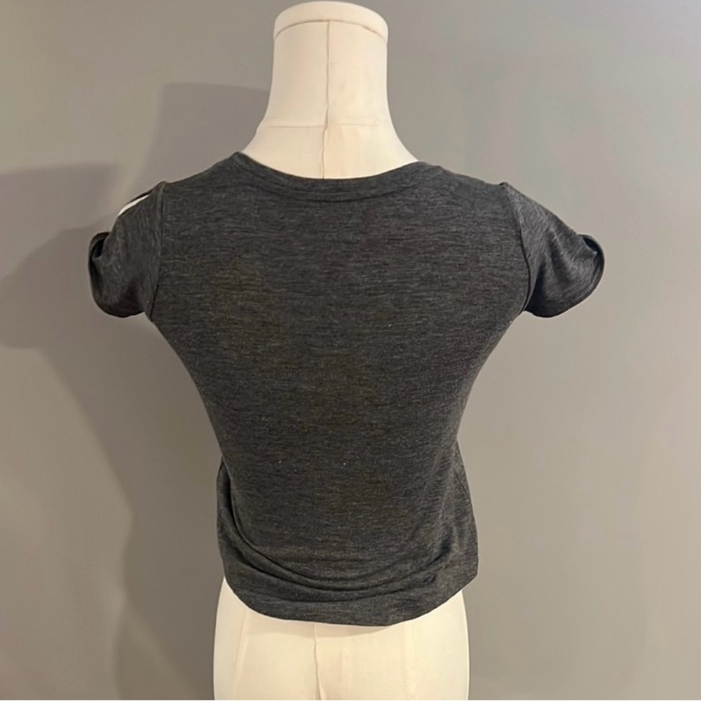 Like New Old Navy Active Charcoal Tee - Picture 12 of 16